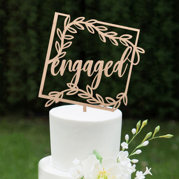 Wedding cake topper "Engaged"